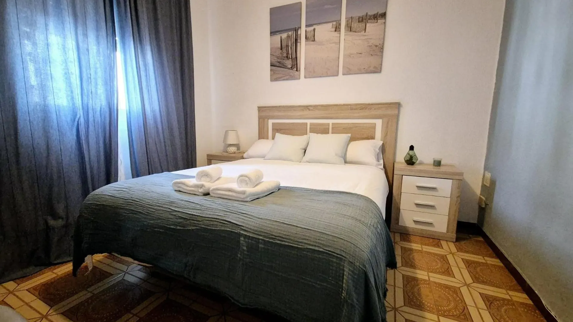 Triana 44 Familiar Luxury Apartment Seville