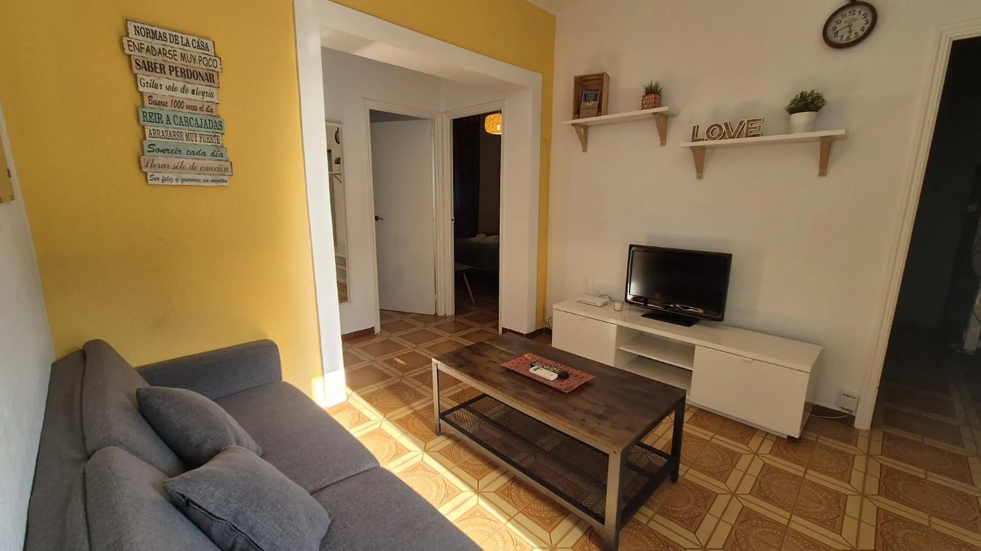Triana 44 Familiar Luxury Apartment Seville Spain