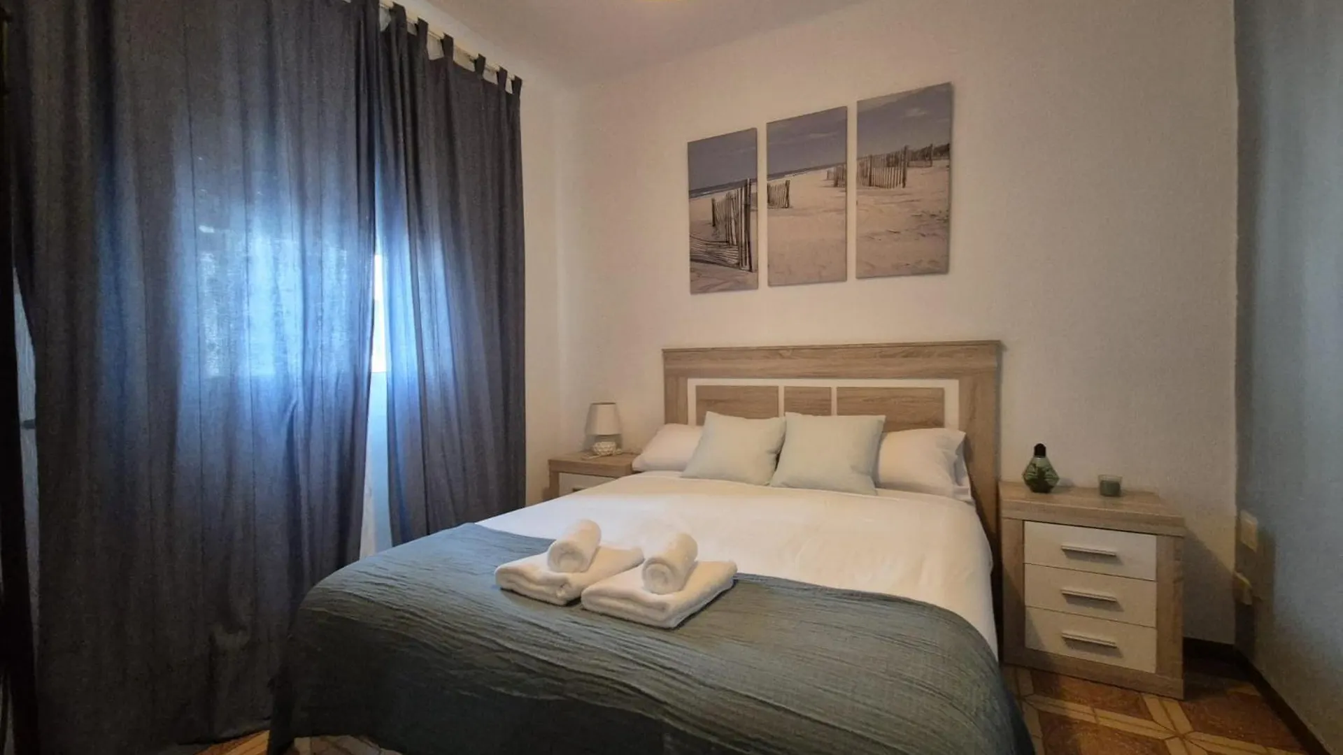 Triana 44 Familiar Luxury Apartment Seville