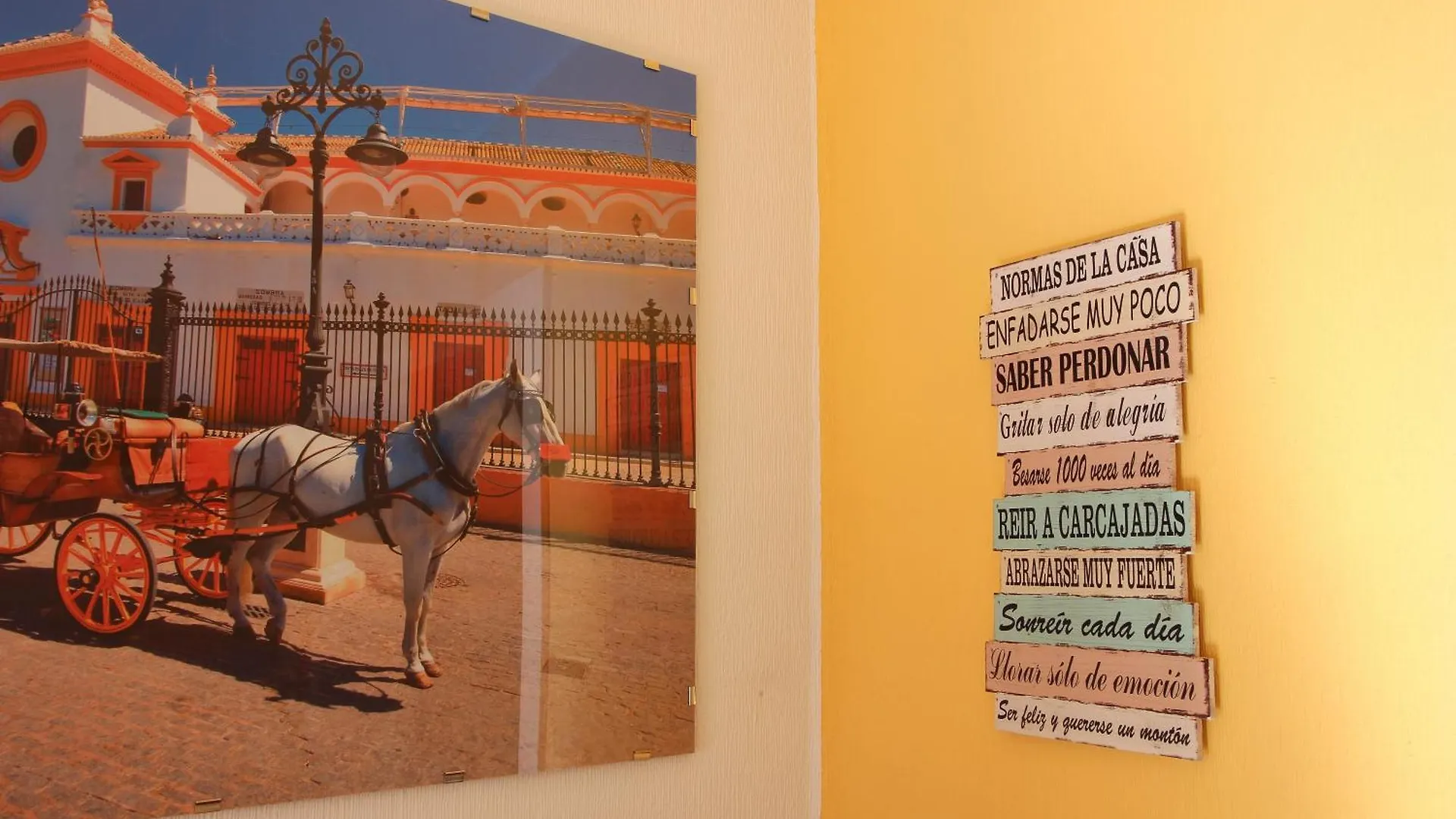 Triana 44 Familiar Luxury Apartment Seville 0*,  Spain