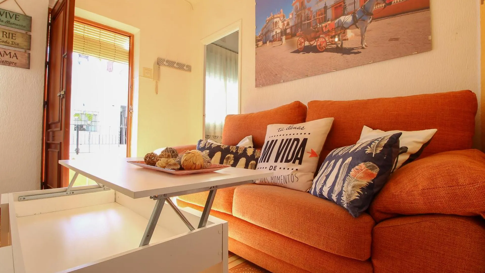 Triana 44 Familiar Luxury Apartment Seville Spain