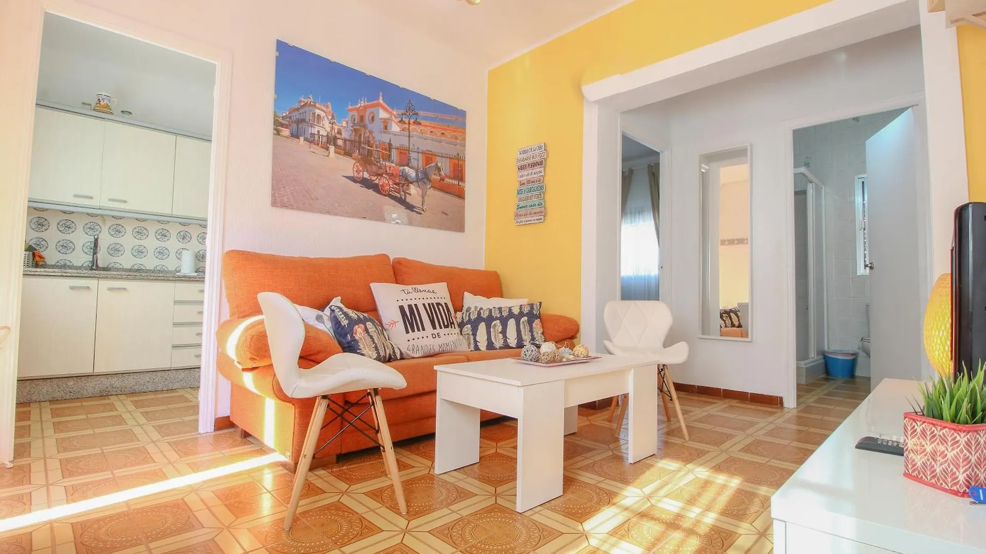 Triana 44 Familiar Luxury Apartment Seville
