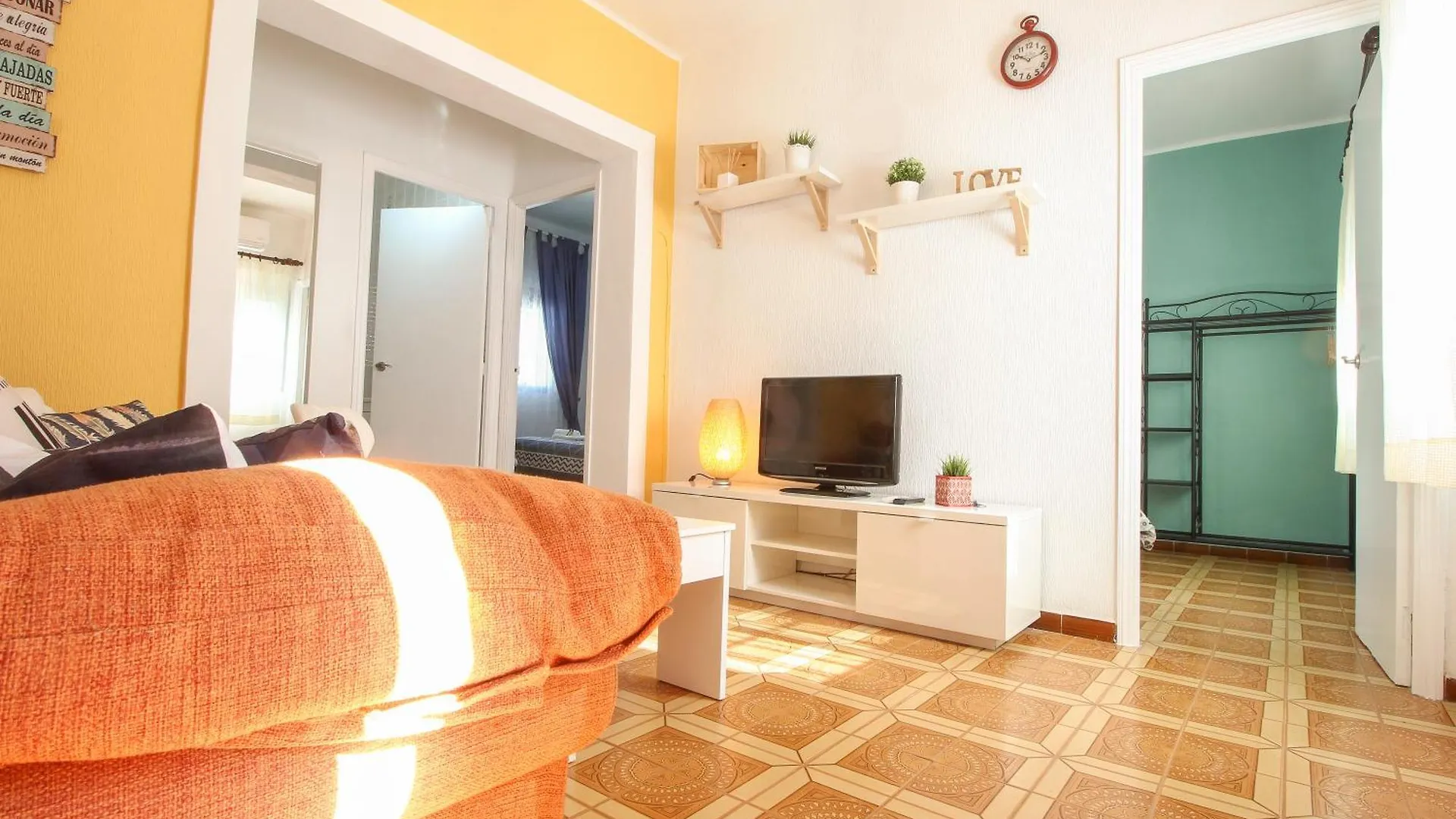 Triana 44 Familiar Luxury Apartment Seville 0*,