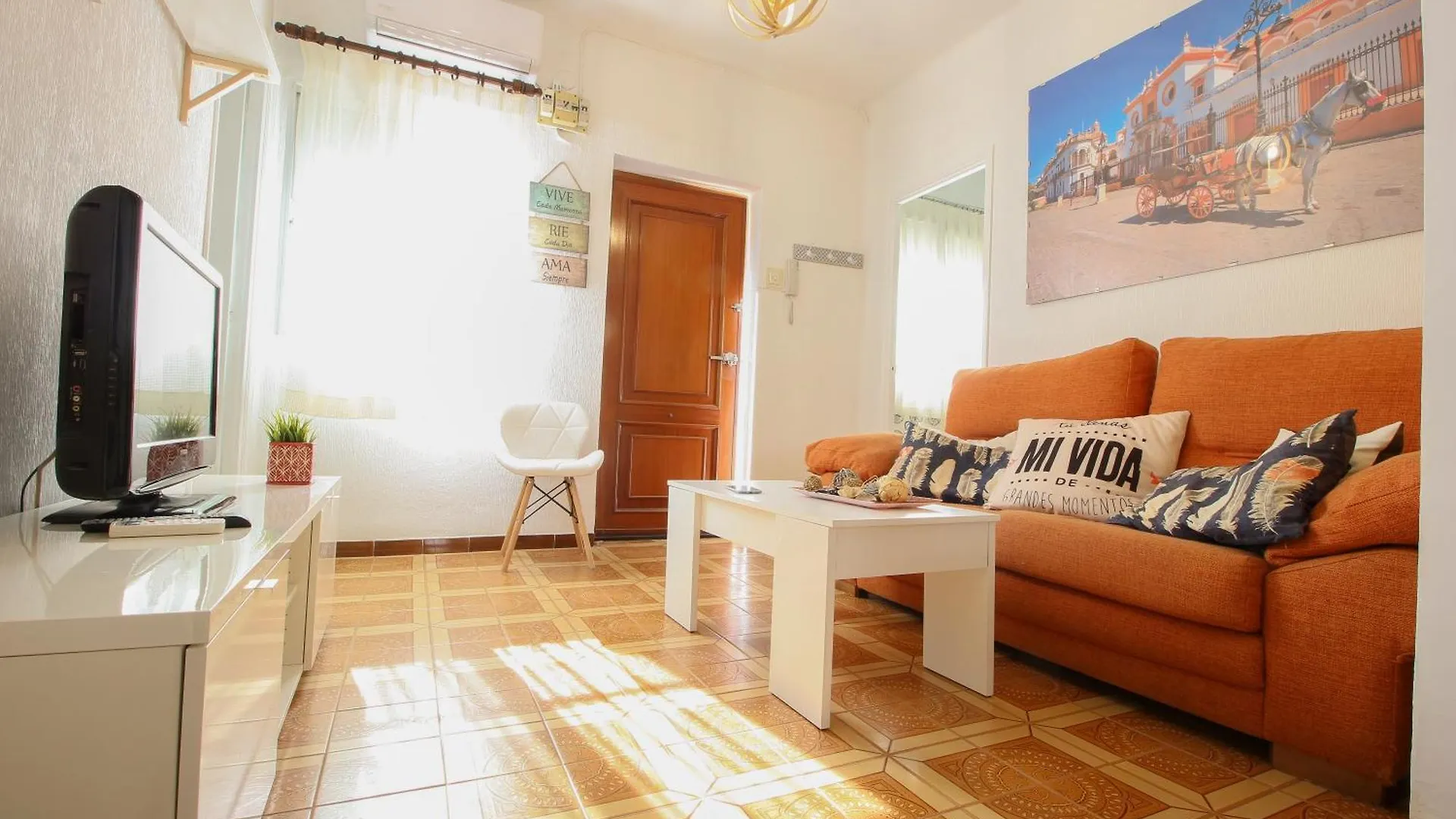 Triana 44 Familiar Luxury Apartment Seville