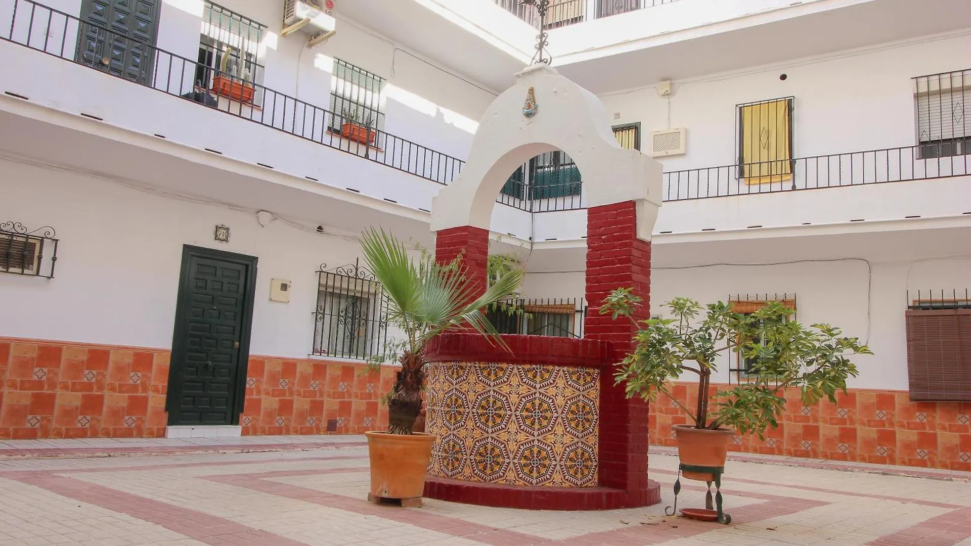 Triana 44 Familiar Luxury Apartment Seville