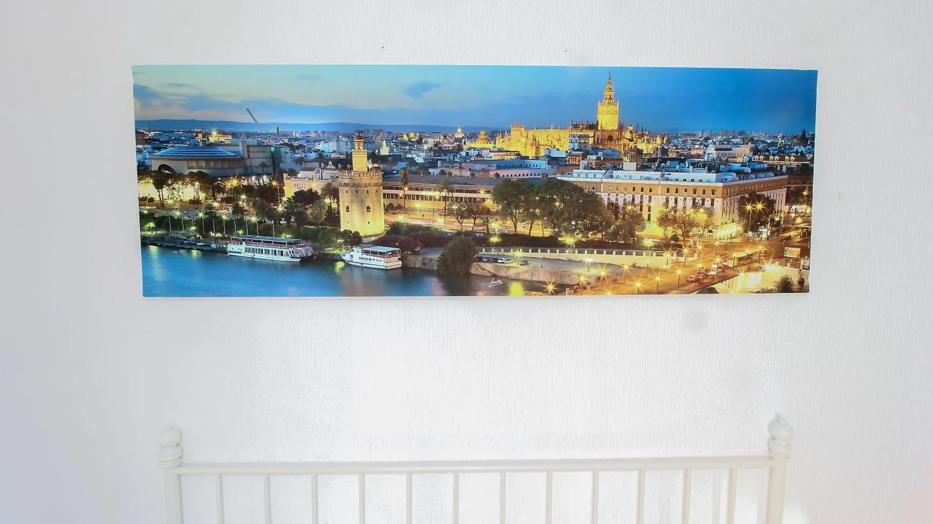 Triana 44 Familiar Luxury Apartment Seville